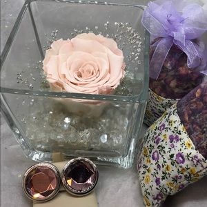 Preserved Rose Nina Ricci Earrings Sachet Gift Set